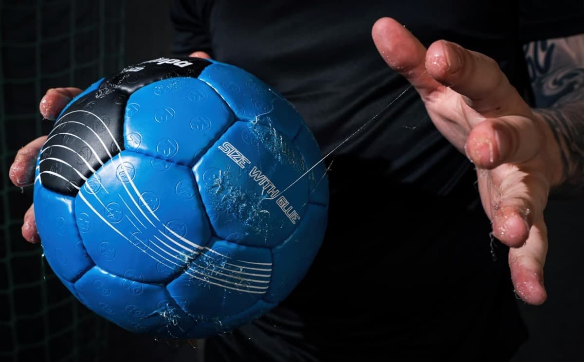 Resina en balonmano: creo que no hace falta, siempre que el balón cumpla