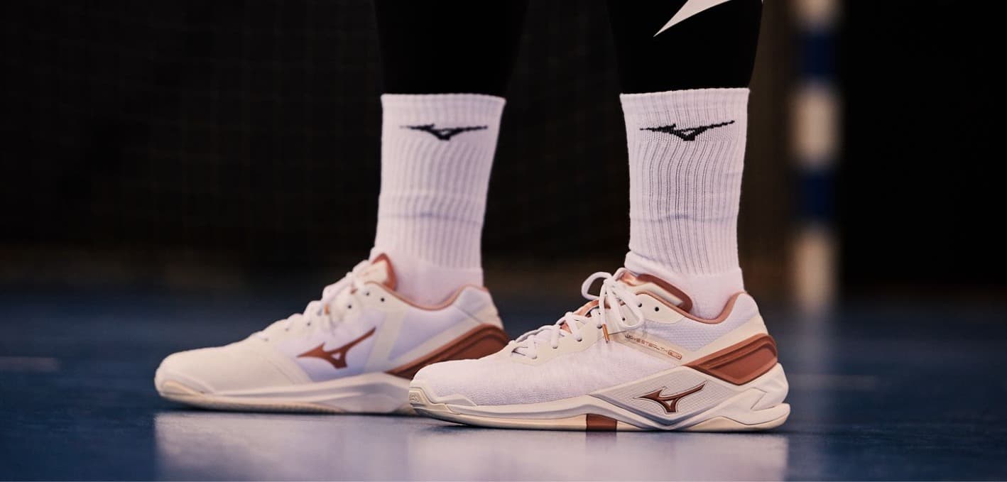 Cómo elegir zapatillas de balonmano según tu posición (guía 2026)